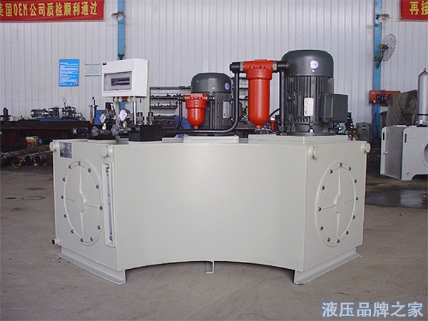 搖頭飛椅液壓系統(tǒng)